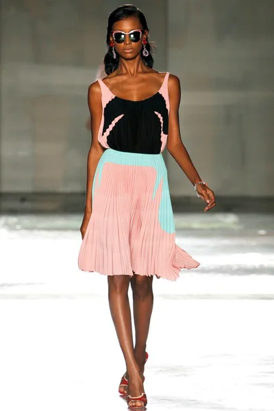 Look 23